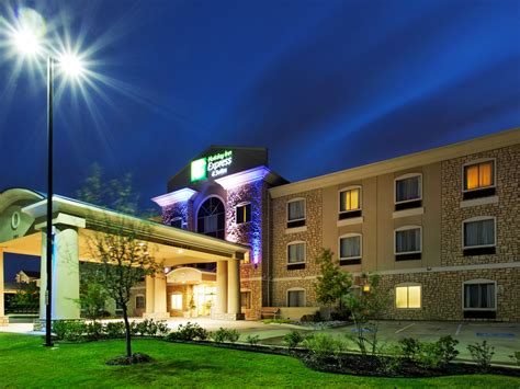 Holiday Inn Express & Suites Mansfield Hotel by IHG