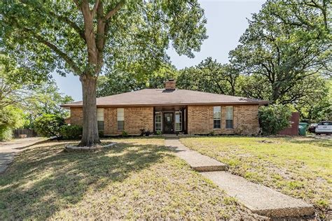 2708 Winchester Ct Denton Tx 76209 Mls 20367487 Zillow