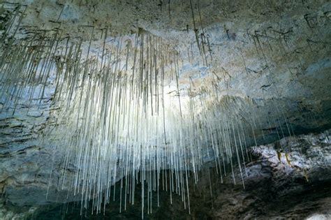 Tourisme Les coulisses des incontournables de l Isère les 100 000