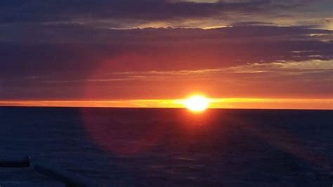 Bay of fundy sunset. : r/NovaScotia