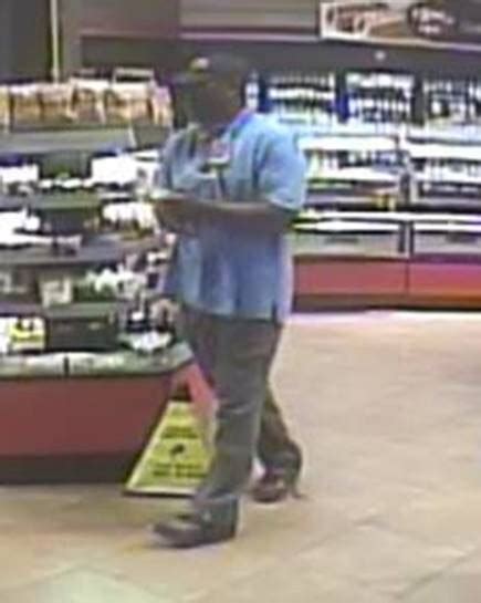 Quick Trip Armed Robbery Suspect Wanted By Cmpd Wccb Charlottes Cw