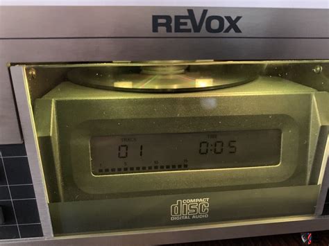 Revox B 225 CD Player Photo 4011680 UK Audio Mart