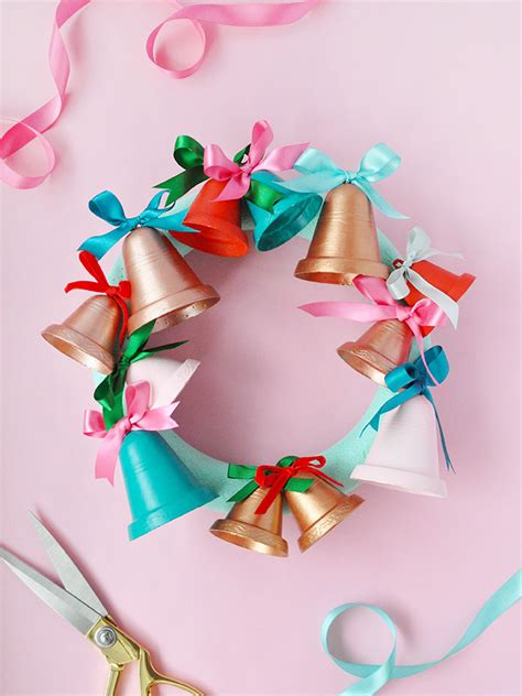 Painted Jingle Bell Wreath ⋆ Handmade Charlotte