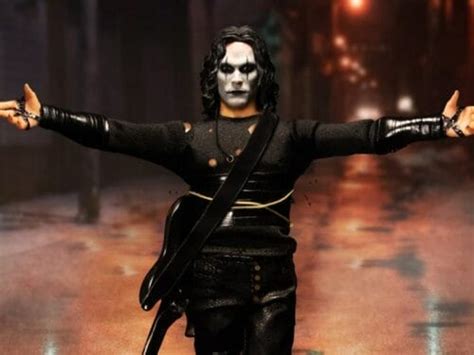 Mezco Toyz The Crow One12 Collective Eric Draven Action Figure Sugo