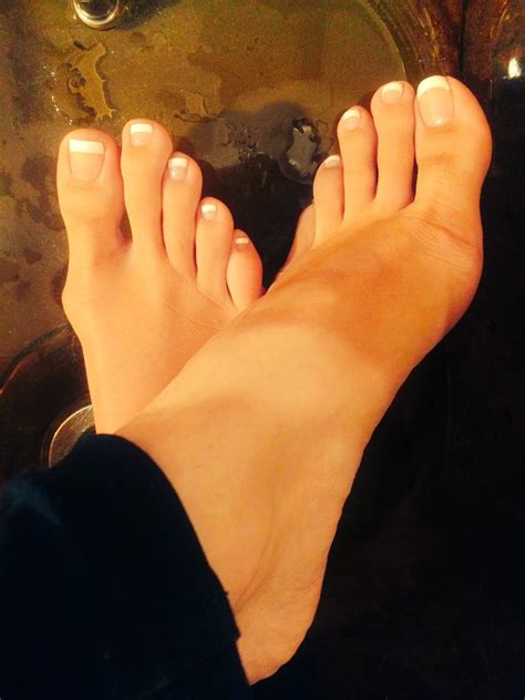 Caroline Ray S Feet