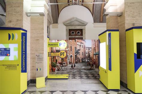 Poste Storie Unindustria Visita Lo Spazio Espositivo Dedicato Ai 160