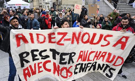 Quelque 120 personnes mobilisées contre la fermeture d un centre