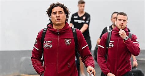 No Hizo Falta En El Partido Con Ochoa Como Suplente Salernitana