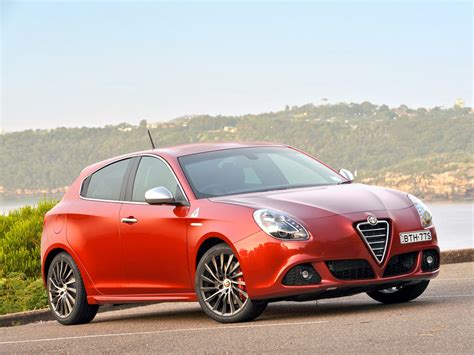 ALFA ROMEO Giulietta Quadrifoglio Verde Specs & Photos - 2011, 2012 ...