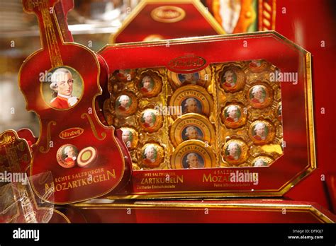 Mozart Chocolates Vienna Banque De Photographies Et Dimages Haute