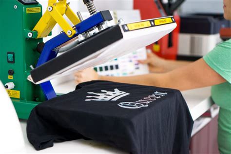 6 Best T-shirt Printing Methods - Complete Guide 2023