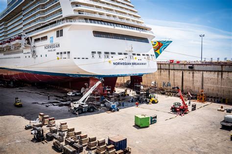 Chantier Naval De Marseille Works On Norwegian Breakaway