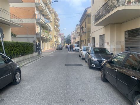 Via Santagata è diventato parcheggio gratuito per turisti BelvedereNews