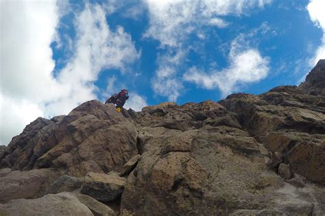 Ecuador Volcanoes– Ecuador, South America 6,263m / 20,549ft. - Madison Mountaineering