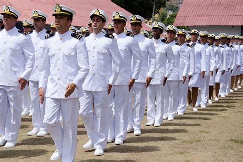 Sai Edital De Concurso Para Oficiais Da Marinha Vagas Para A