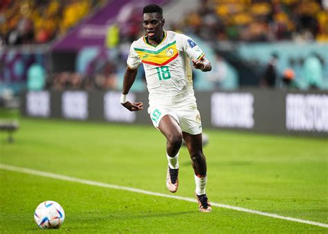 Foot OM Ismaila Sarr à l OM Longoria fait une offre Foot 01