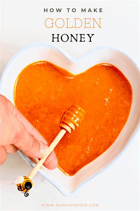 Simple Turmeric Honey Paste (+ Uses) - Alphafoodie