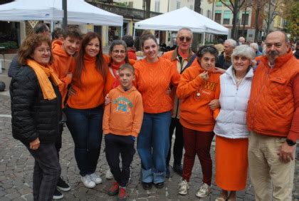 Merate Un Flash Mob Per Il Diritto Alle Cure Palliative Prima Merate