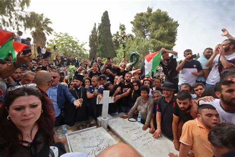 Reportan Incidentes En El Funeral De La Periodista Palestina Asesinada