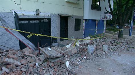 Colapsó muro de vivienda evacúan tres más Teleantioquia