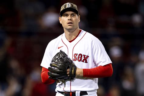 Adam Ottavinos Yankees Problems Have Followed Him To Red Sox