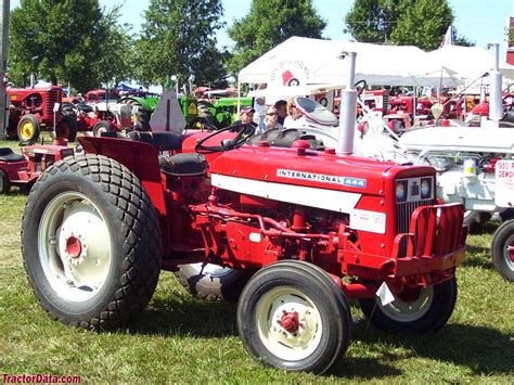 International Harvester 444 Tractor Photos Information