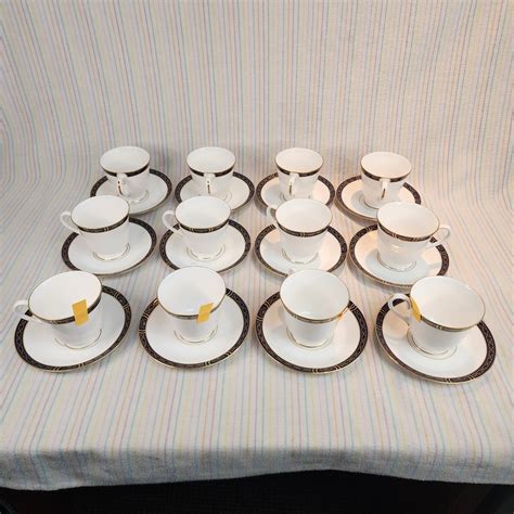 Vintage Royal Worcester Mountbatten Footed Cups Saucers