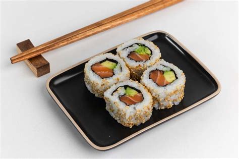 California Rolls Saumon Avocat Le Passionn Du Sushi