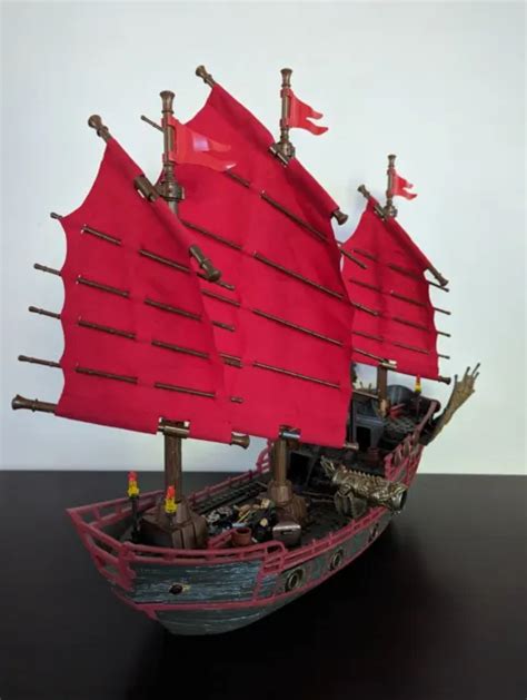 MEGA BLOKS 1065 Pirates Of The Caribbean At Worlds End Empress Ship See