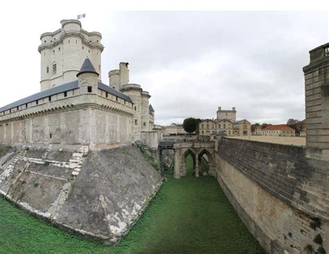 Le ChÂteau De Vincennes A Medieval Fortress In Paris Paris Plus Plus