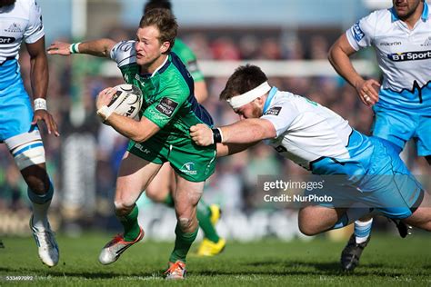 Kieran Marmion Of Connacht Runs With The Ball During The Guinness