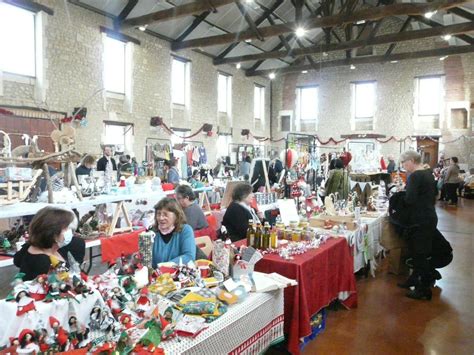 Coteaux du Blanzacais un marché de Noël très fréquenté Charente