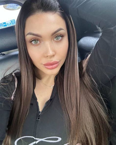 Anastasia Doll London Colney