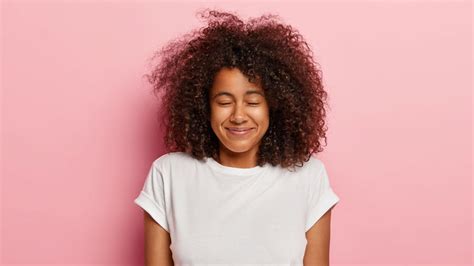 Cabello Con Frizz Consejos Para Decirle Adi S Con Todo Y La Humedad