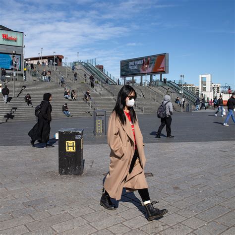 15 Breathable Face Masks That Are Ideal For Running & Work Outs