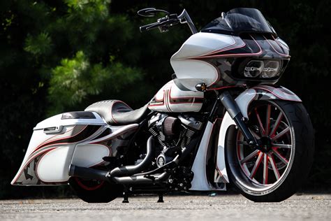 2017 Harley Davidson Road Glide Special Fat 23 Custom Hot Rod Bagger — Southeast Custom Cycles