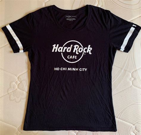 HARD ROCK CAFE HO CHI MINH CITY ORIGINAL Fesyen Pria Pakaian Atasan