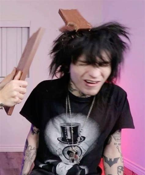 Johnnie Guilbert In 2024 Johnnie Guilbert Cute Emo Guys Hot Emo Guy