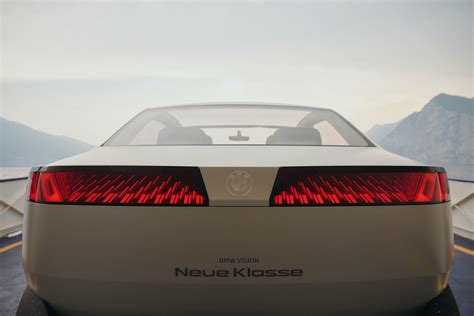 2023 BMW Vision Neue Klasse Concept Image. Photo 12 of 19