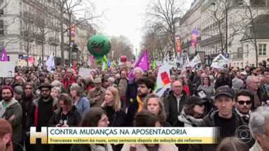 Jornal Hoje Multid Es Tomam As Ruas Da Fran A Em Protesto Contra