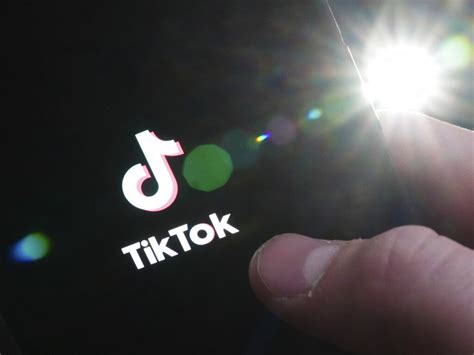 英國禁政府設備用tiktok 中方促停泛化國家安全 Rthk