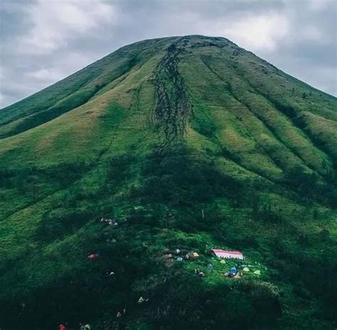 14 Tempat Wisata Di Mojokerto Yang Hits Dan Terbaik