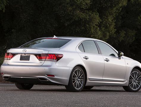 Lexus LS 460 Photos and Specs. Photo: Lexus LS 460 Specification and 23 ...