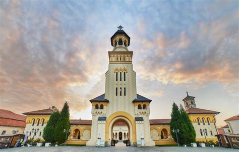 FOTO Povestea Catedralei Încoronării din Alba Iulia simbol al unirii