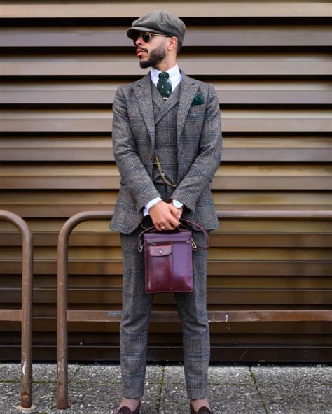 Grey Tweed Suit And Green Tie Hockerty