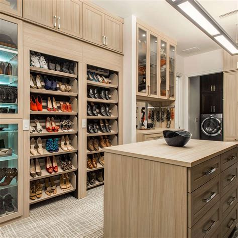 35 Best Walk In Closet Ideas And Designs For Master, 52% OFF