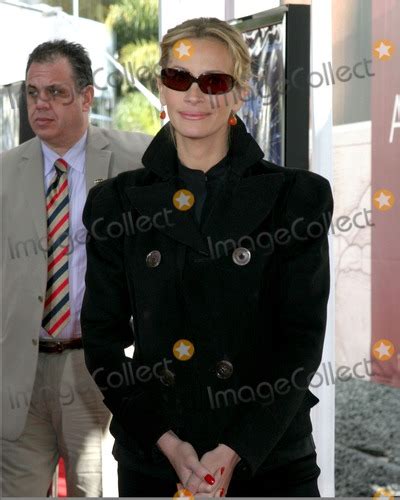 Photos and Pictures - Julia Roberts "Charlotte's Web" Premiere ArcLight ...