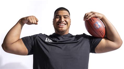 Baltimore Ravens Select Offensive Tackle Daniel Faalele In Round 4 Of