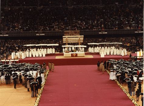years  visit  pope john paul ii