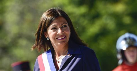 Anne Hidalgo maire de Paris Cérémonie du 75ème anniversaire de la